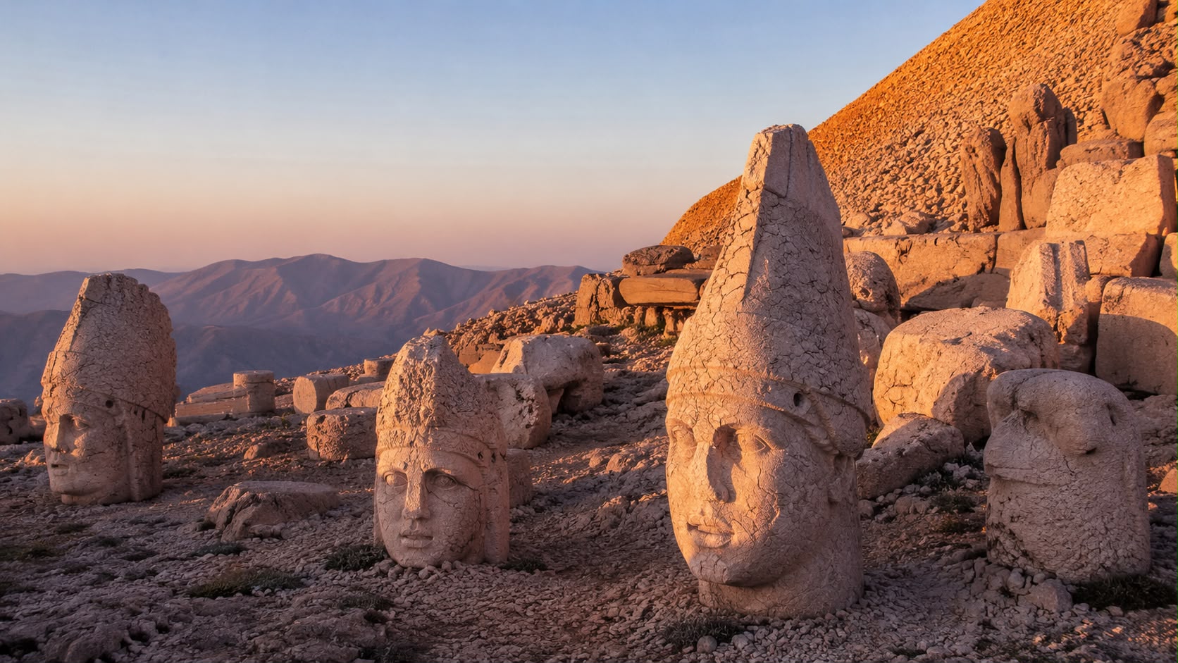 Viaje a Mesopotamia turca desde Málaga con visita a Göbekli Tepe y Monte Nemrut